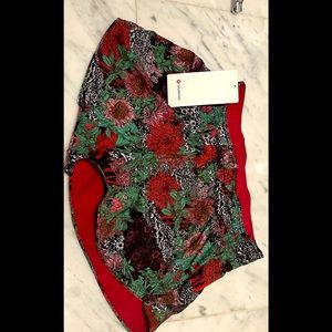 Never worn size 8 Lululemon shorts.